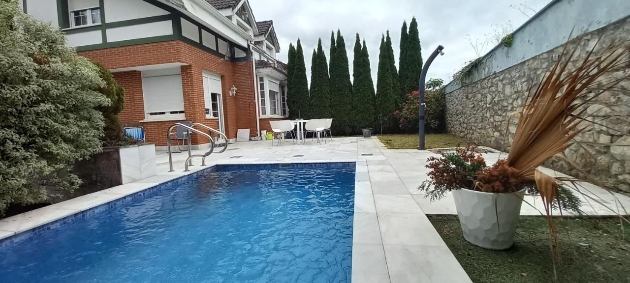 Chalet Con Piscina, Sauna Y Jacuzzi Cerca Del Mar A Media Hora De Bilbao Y Santander El Puente  Luaran gambar