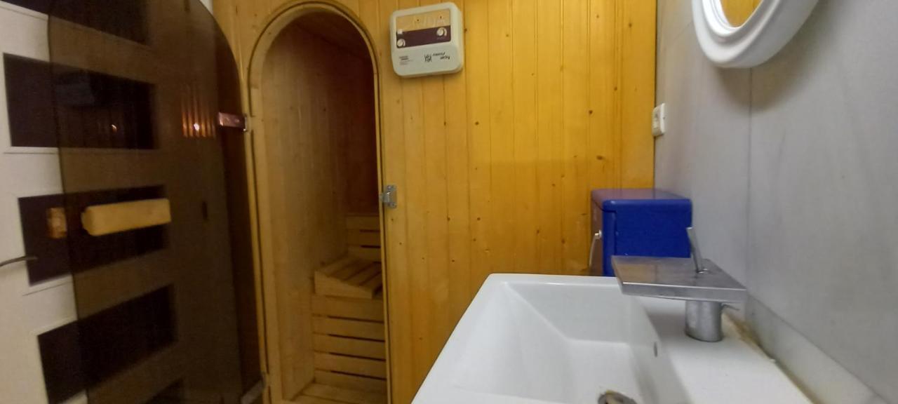 Chalet Con Piscina, Sauna Y Jacuzzi Cerca Del Mar A Media Hora De Bilbao Y Santander El Puente  Luaran gambar